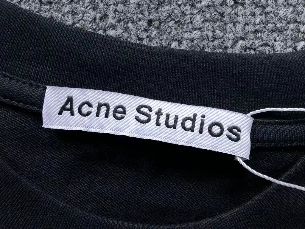 AcneStdios Tshirt