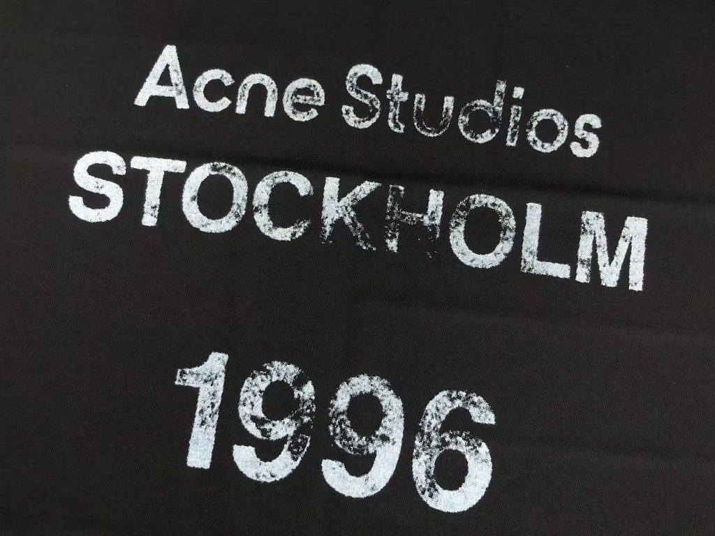 AcneStudios Manga larga