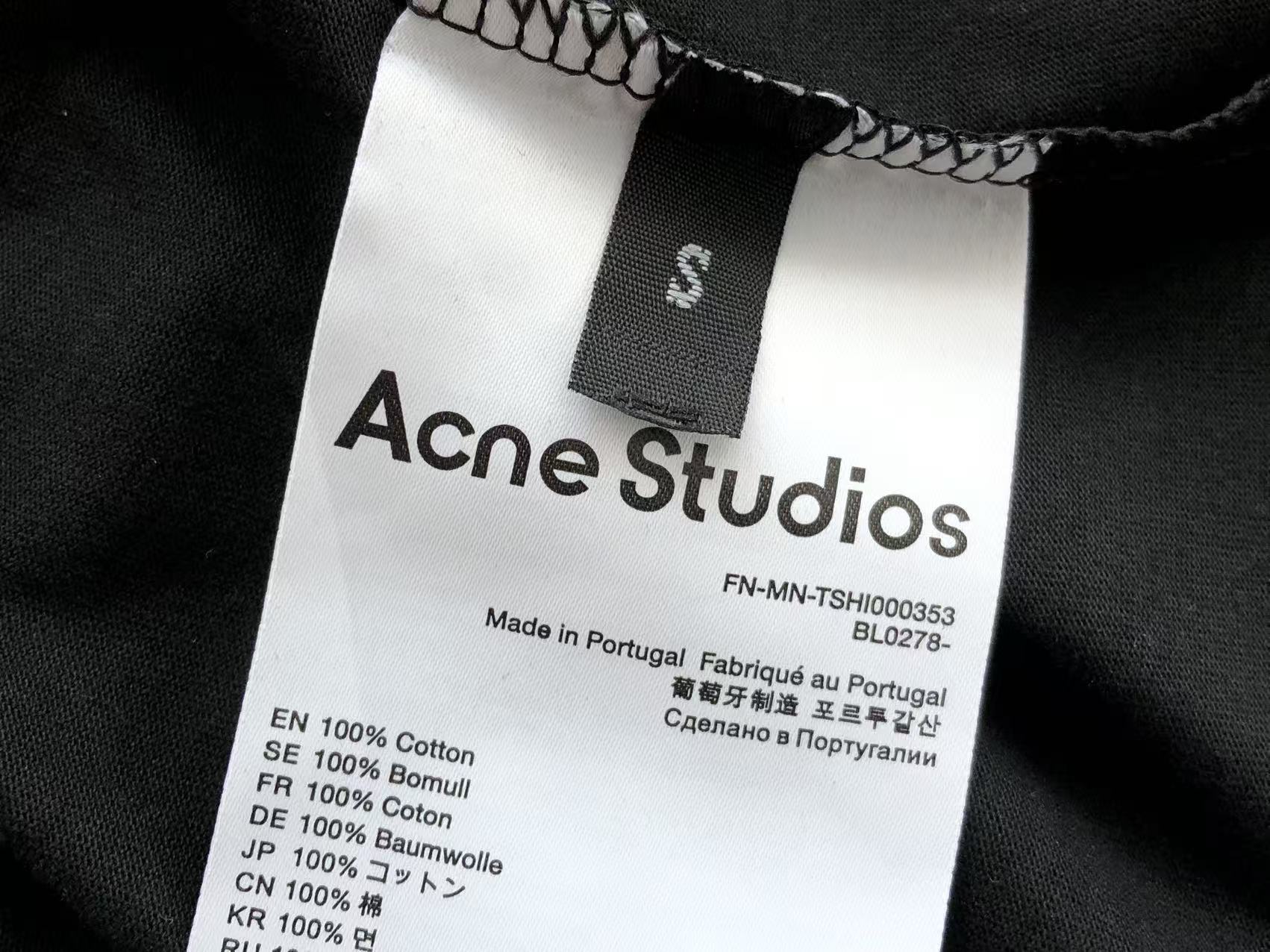 AcneStudios Manga Larga
