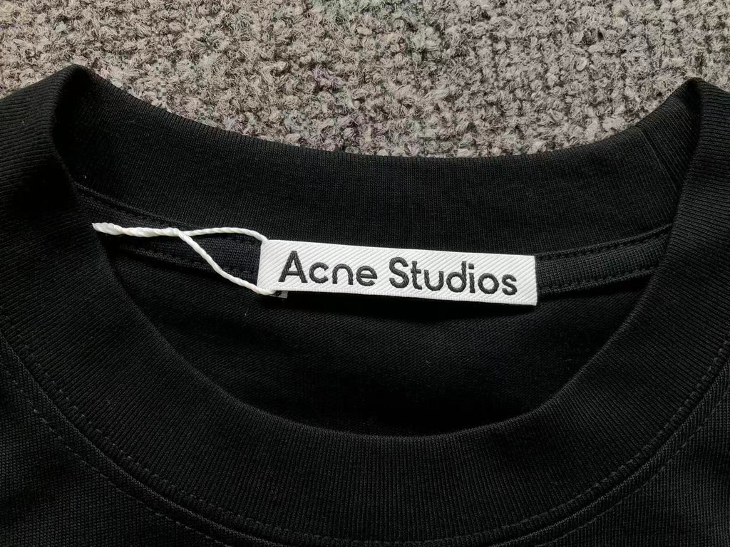AcneStdios Tshirt