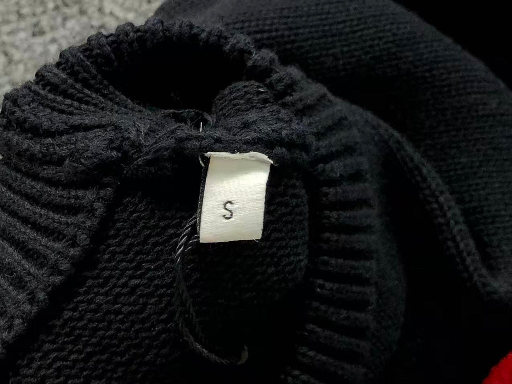 Am1 Sweater