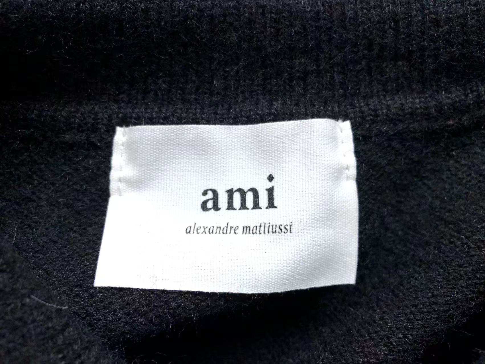 Am1 Sweater