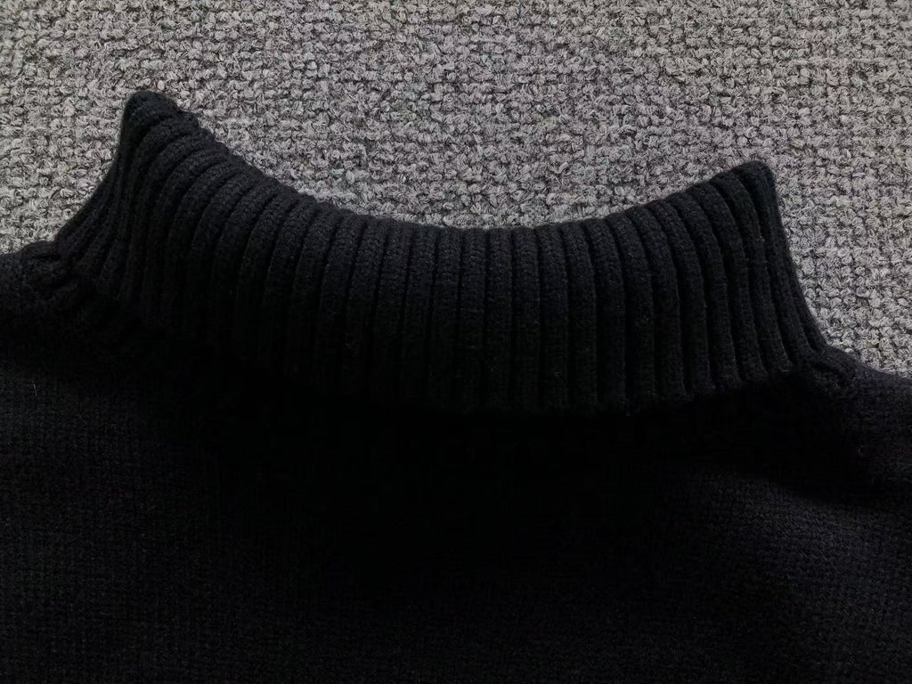 Am1 Sweater