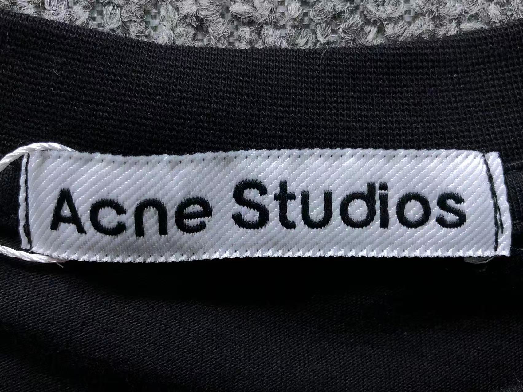 AcneStdios Longsleeve