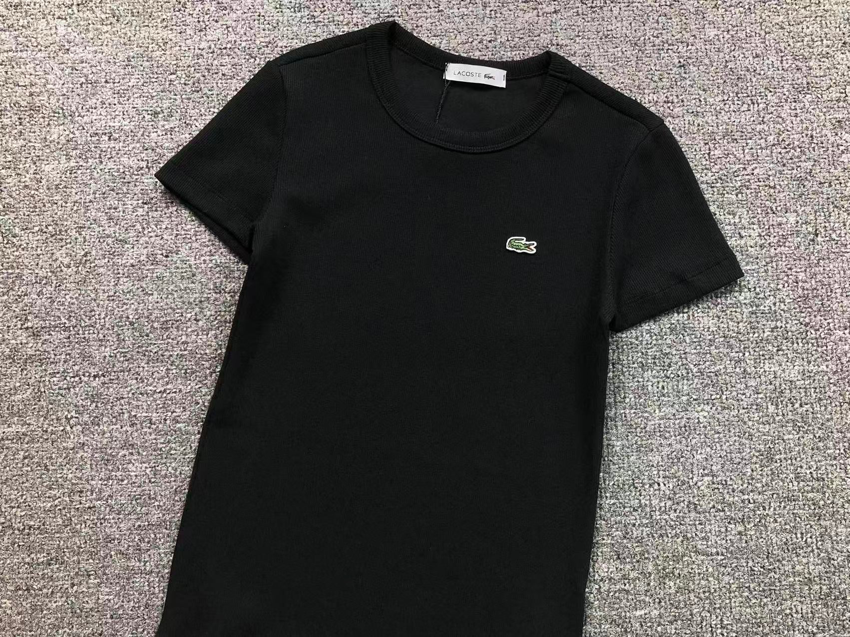 Classic Tshirt Female