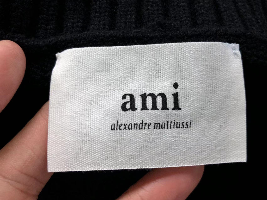 Am1 Sweater