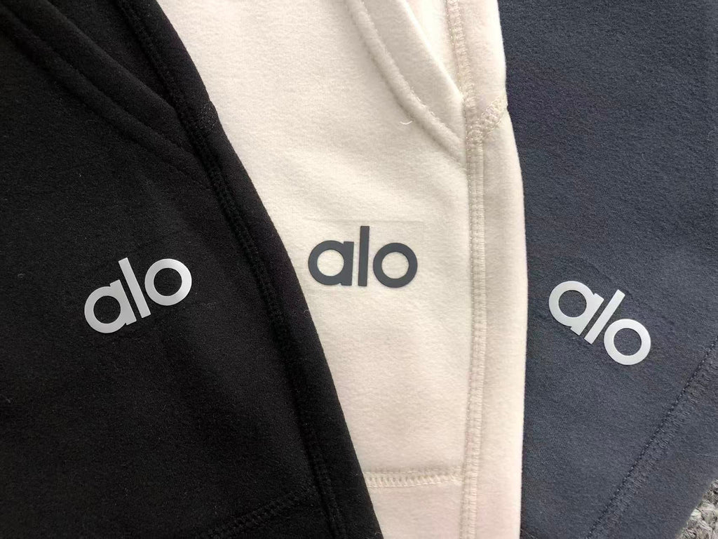 A1O Tracksuit Female
