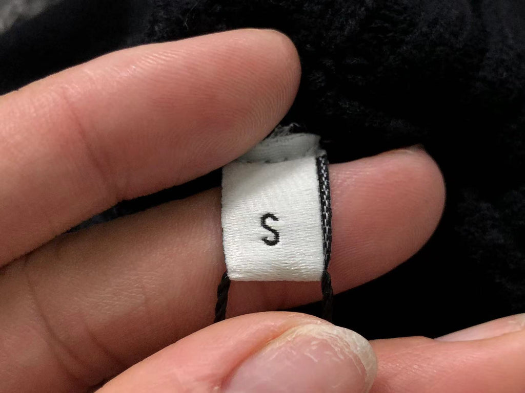 Am1 Sweater
