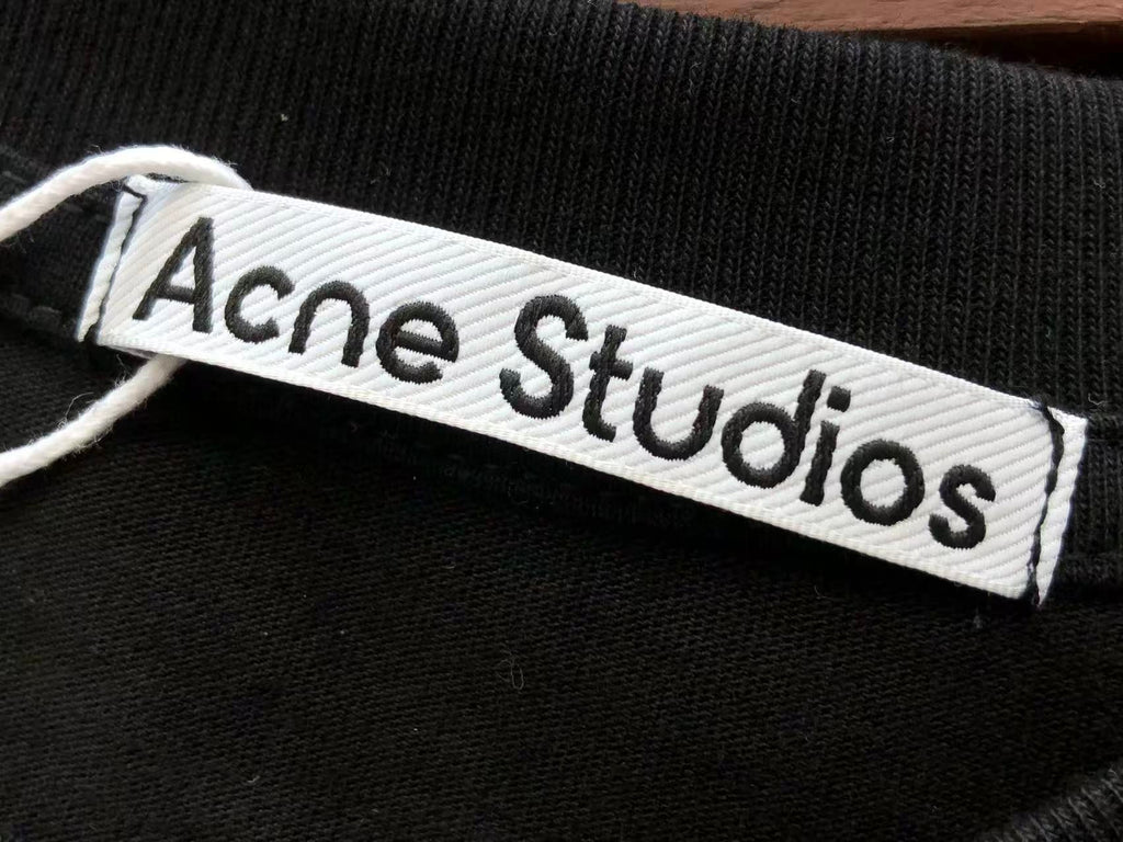 Manga Larga AcneStudios