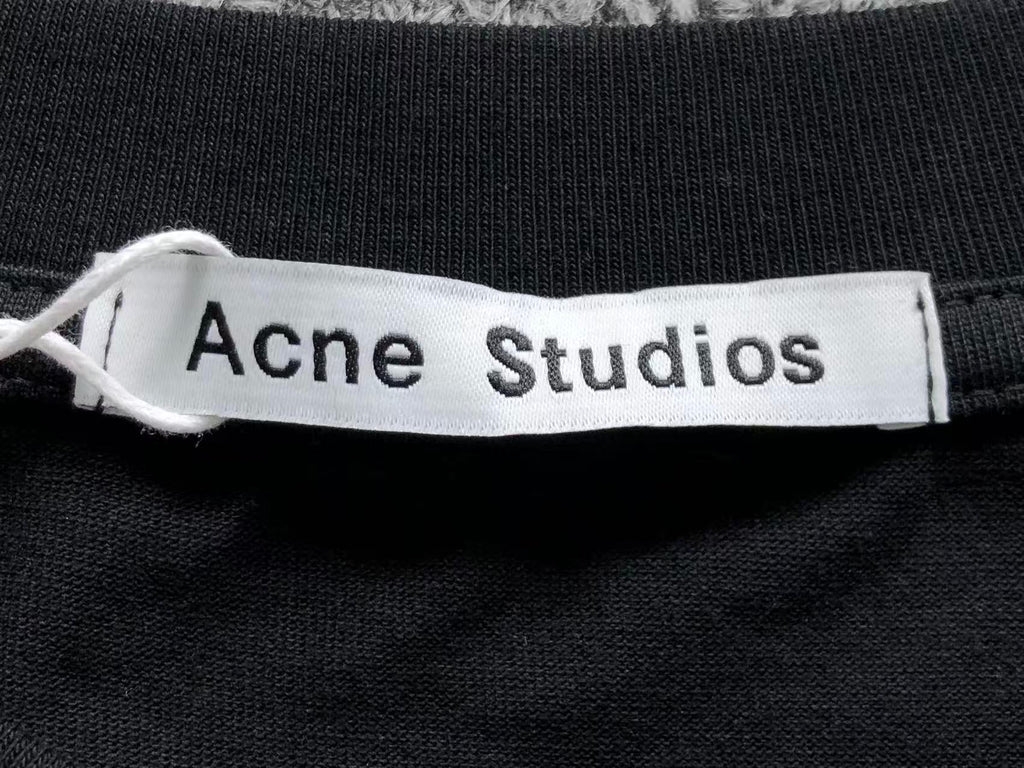 AcneStdios Tshirt