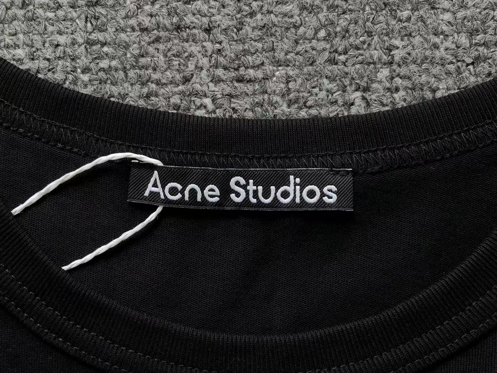 AcneStdios Tshirt