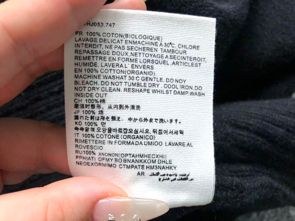 Am1 Sweater