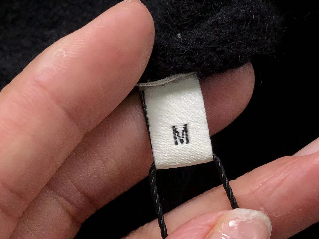 Am1 Sweater