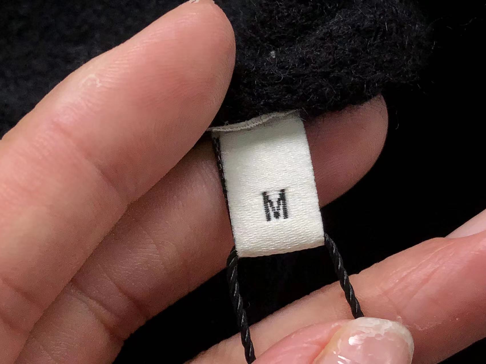 Am1 Sweater