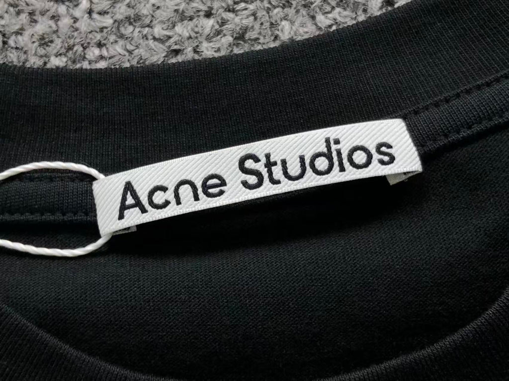 AcneStdios Tshirt