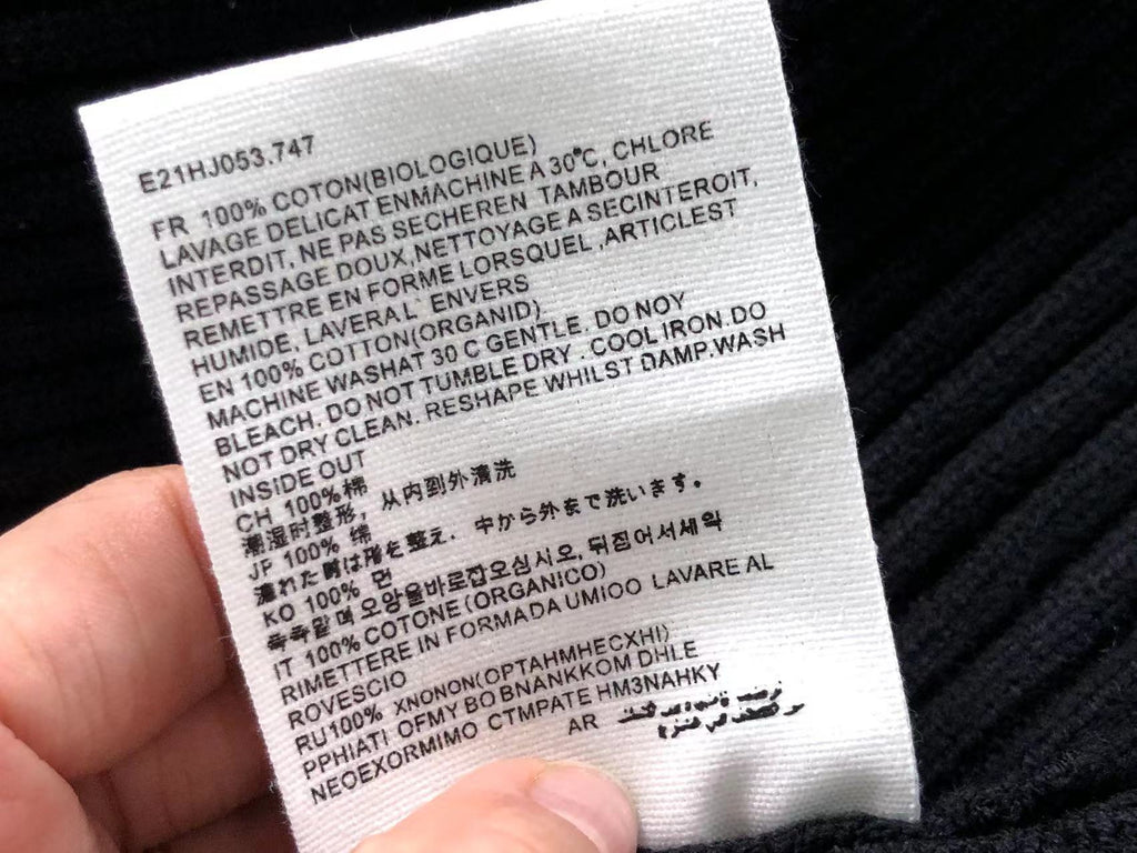 Am1 Sweater