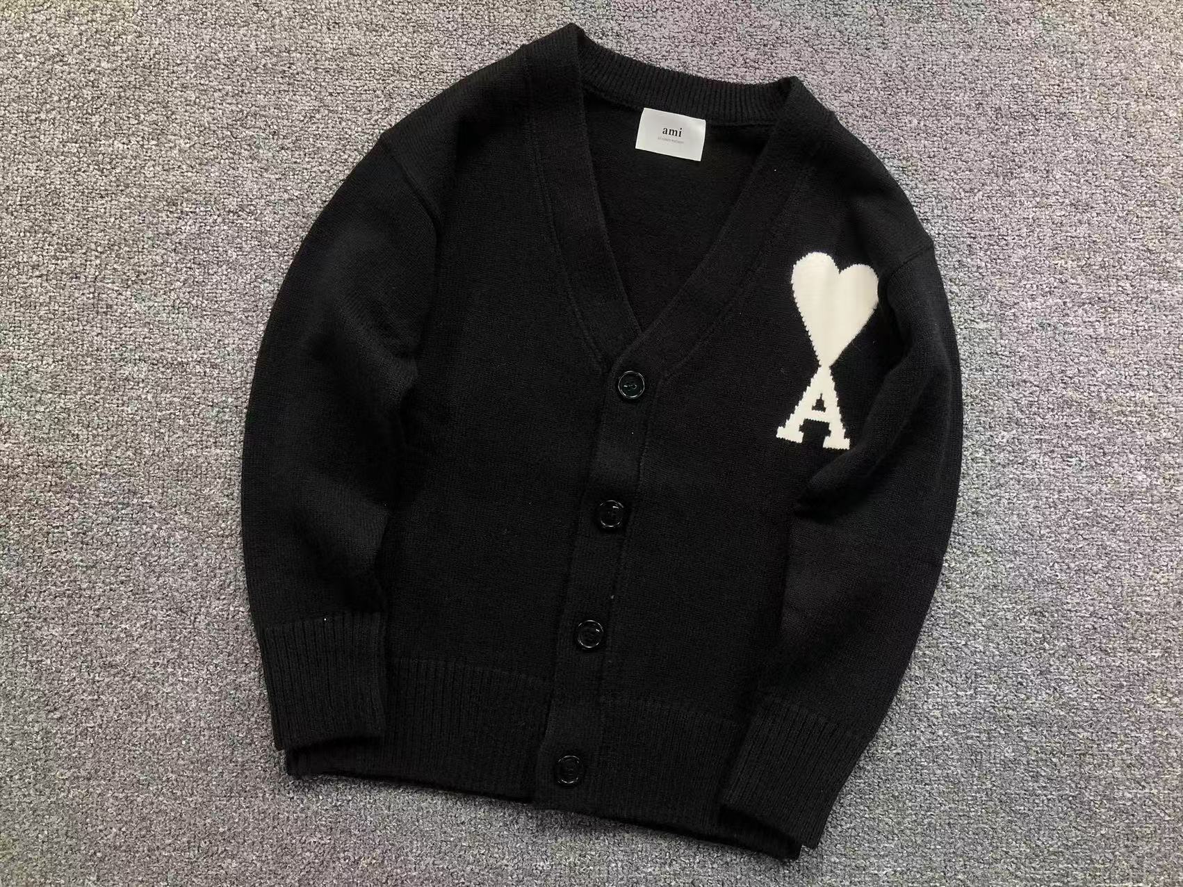 Am1 Sweater
