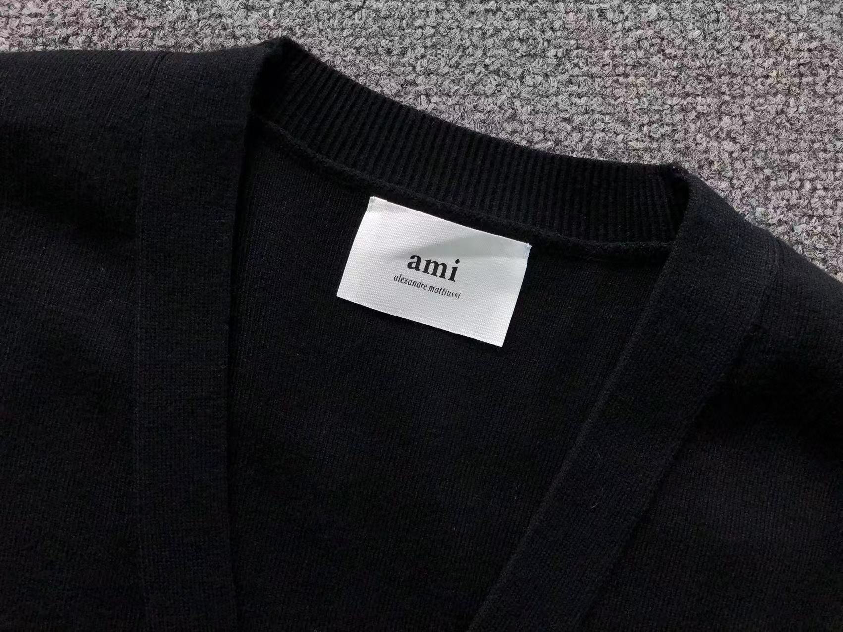 Am1 Sweater