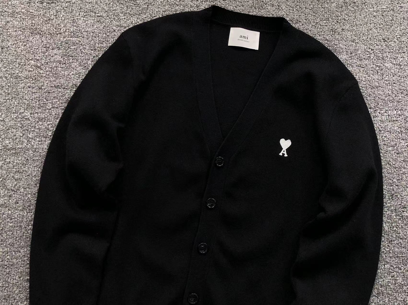 Am1 Sweater