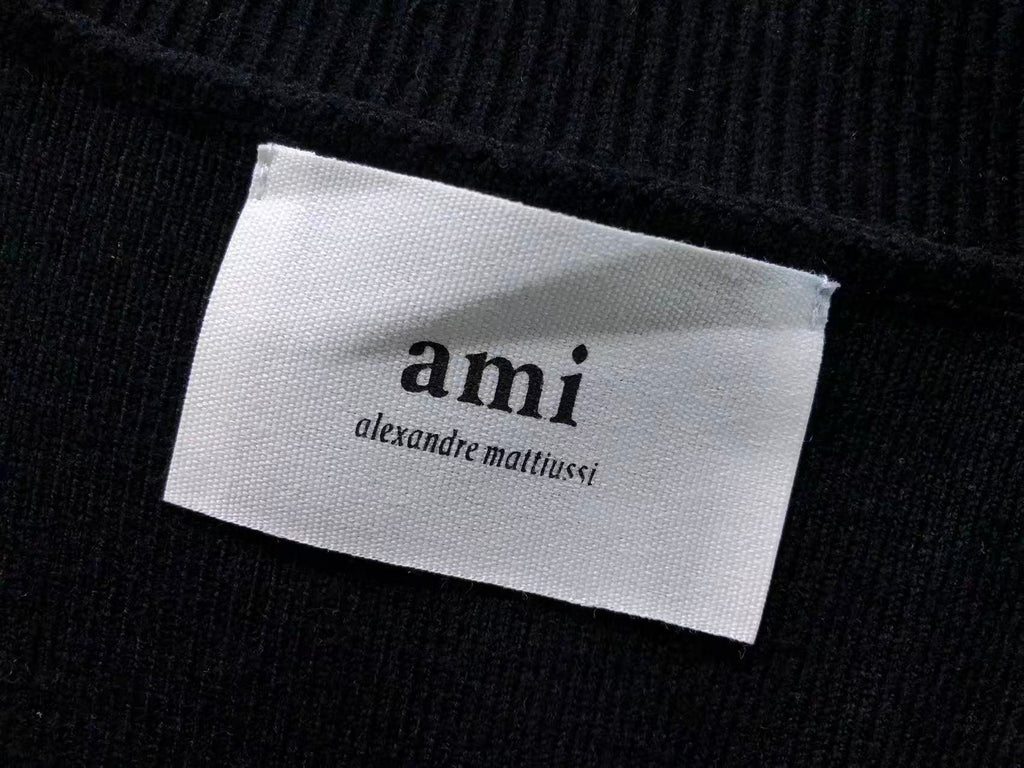 Am1 Sweater