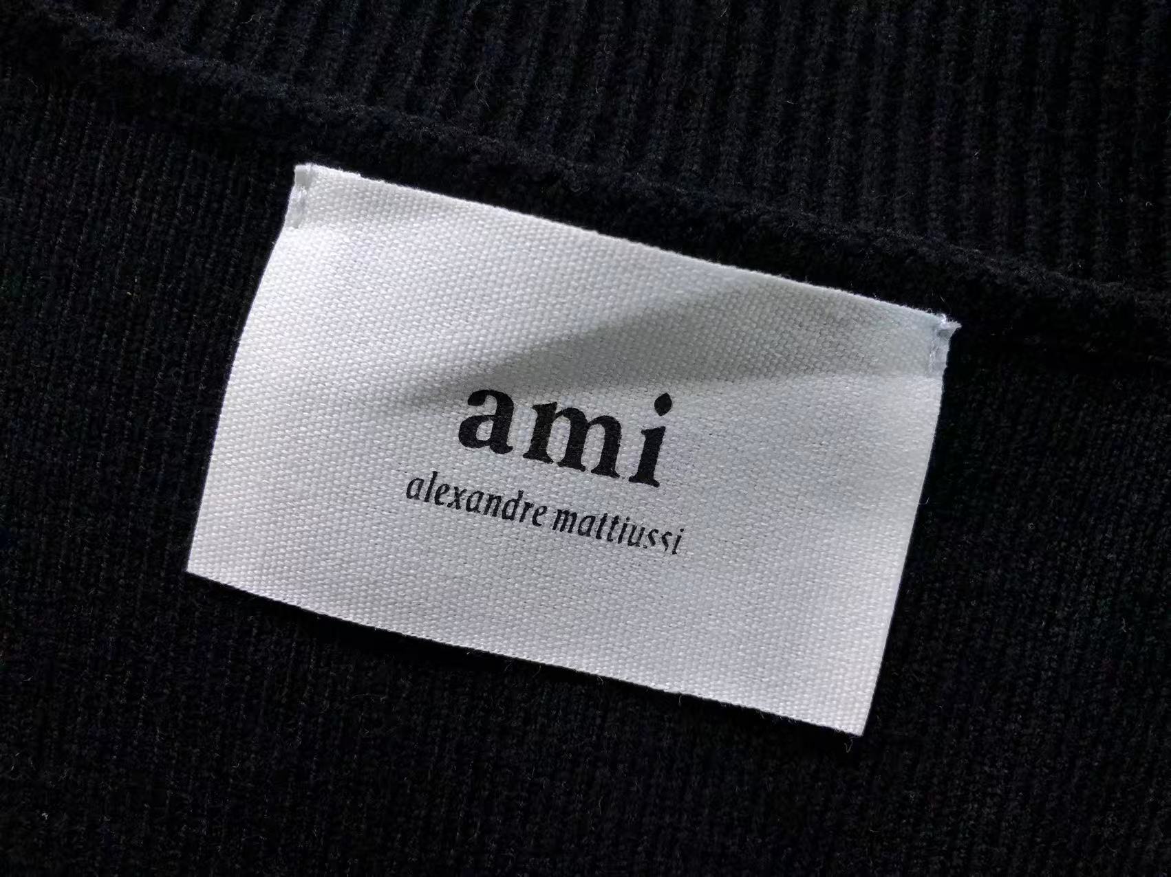 Am1 Sweater