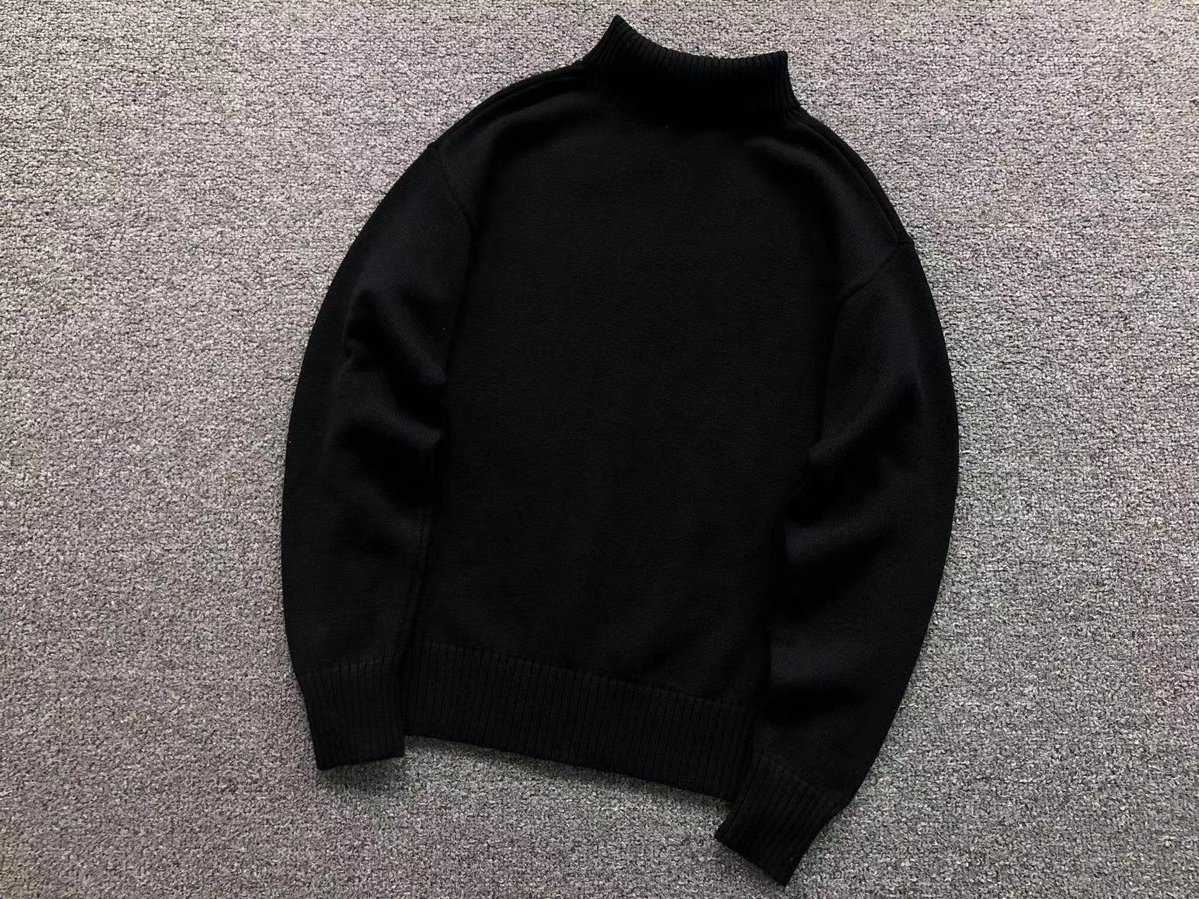 Am1 Sweater