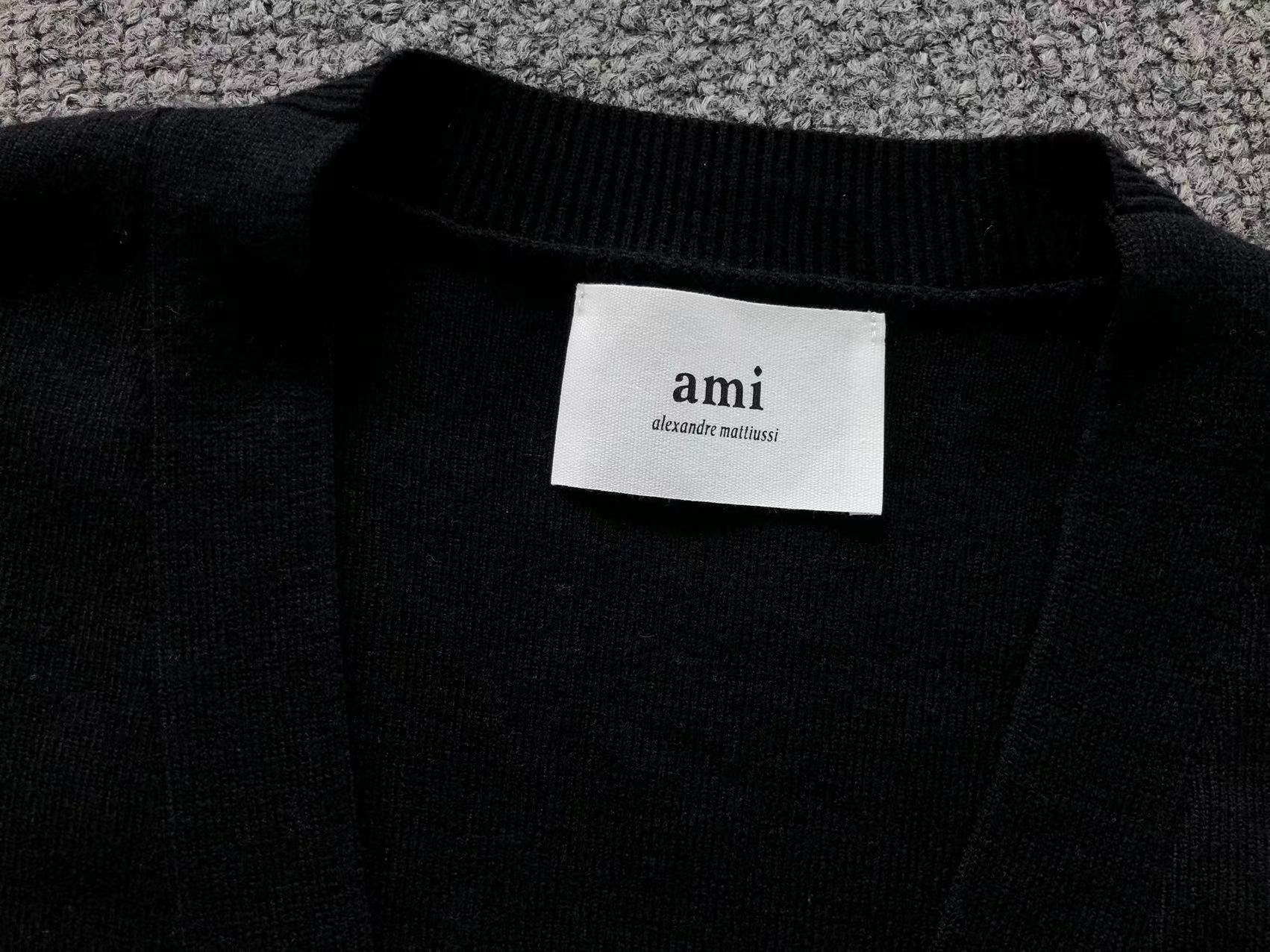 Am1 Sweater