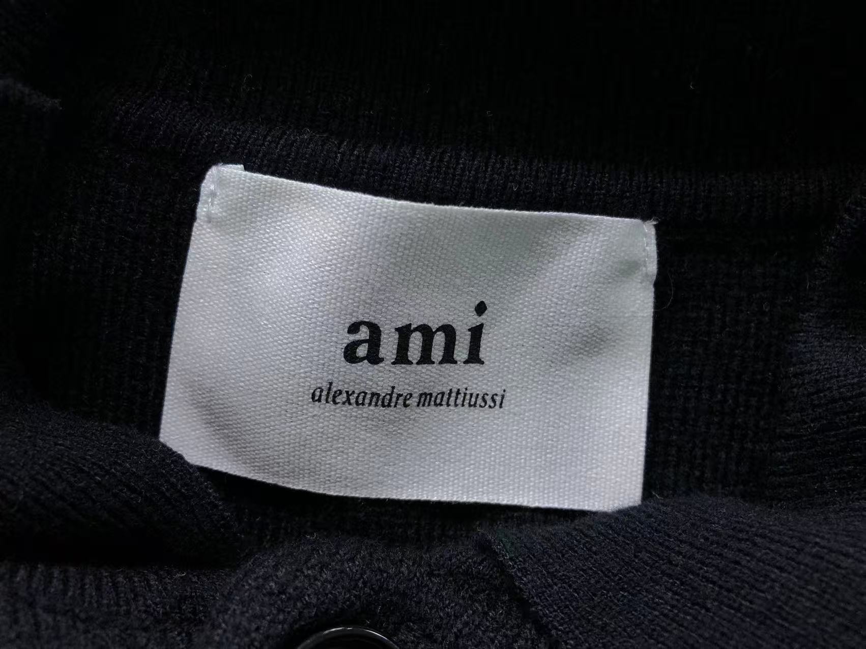 Am1 Sweater