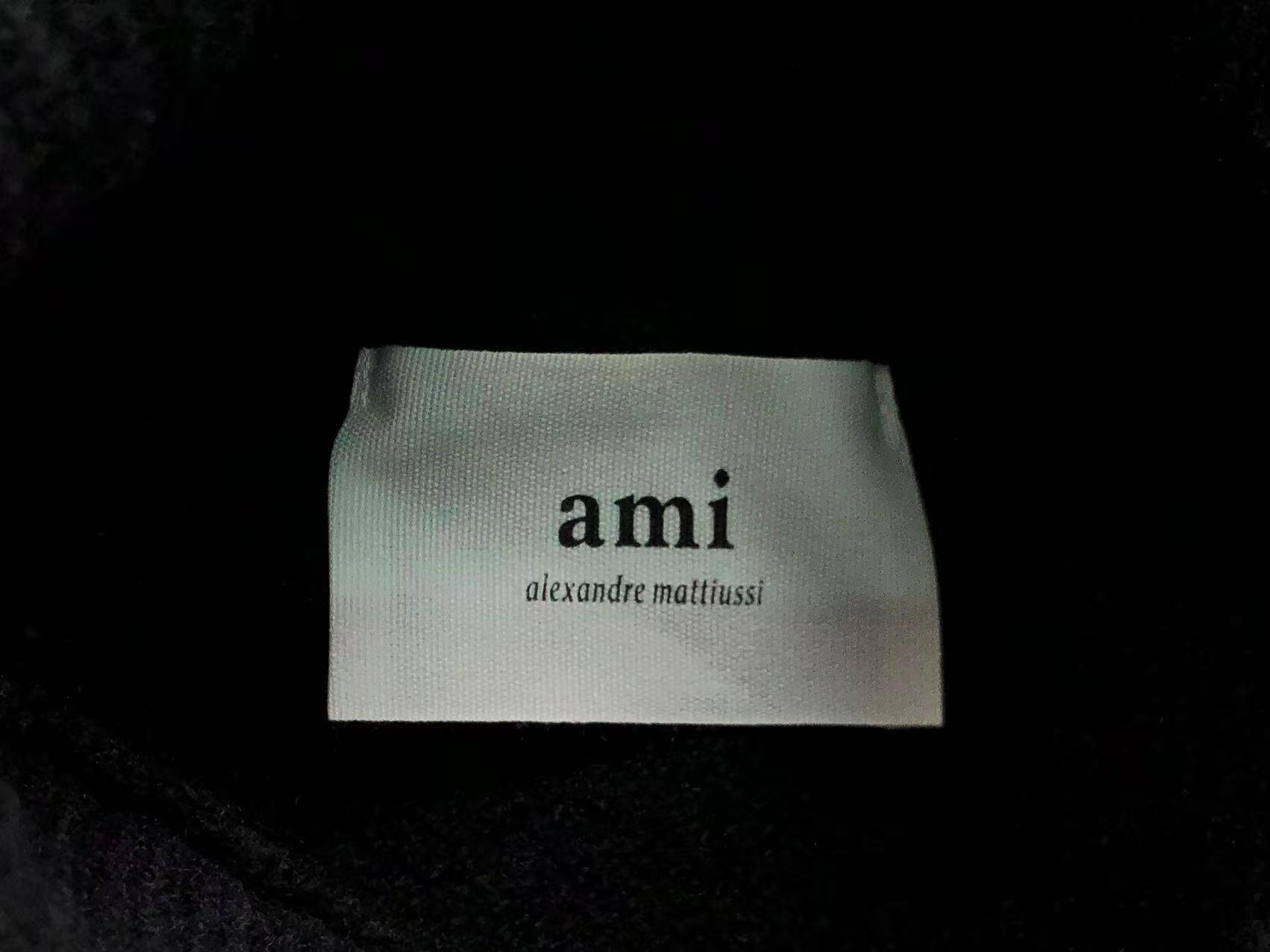 Am1 Sweater