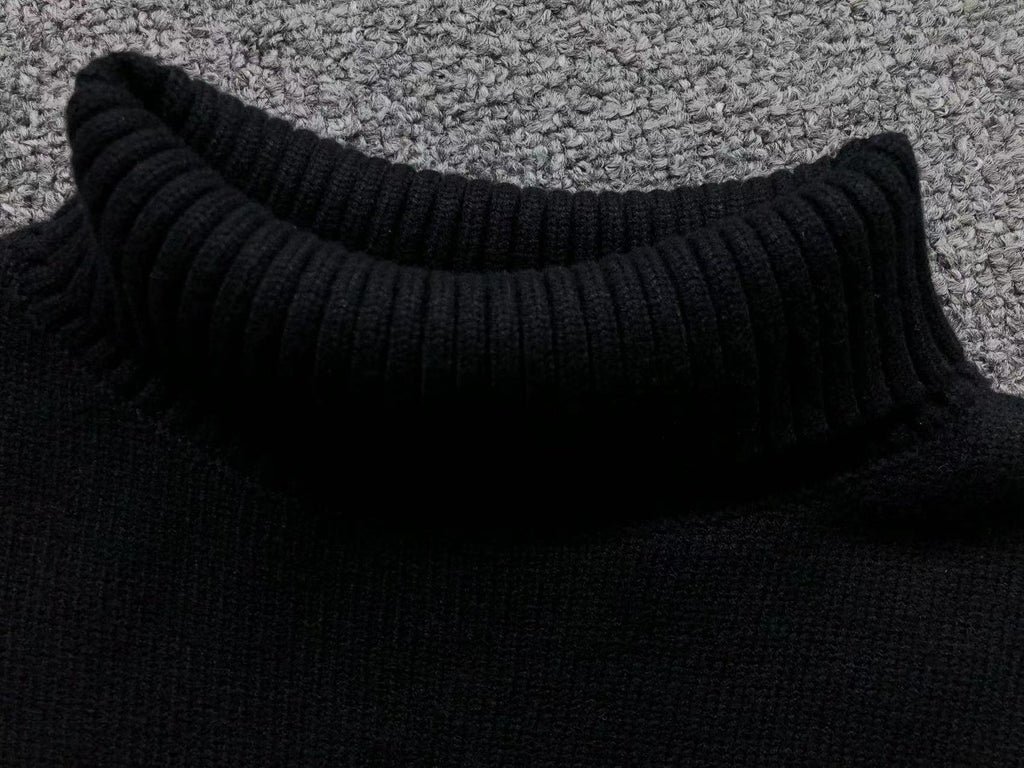 Am1 Sweater