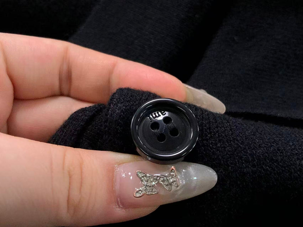 Am1 Sweater
