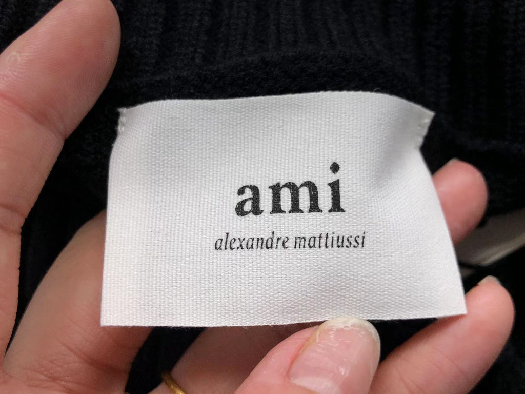 Am1 Sweater