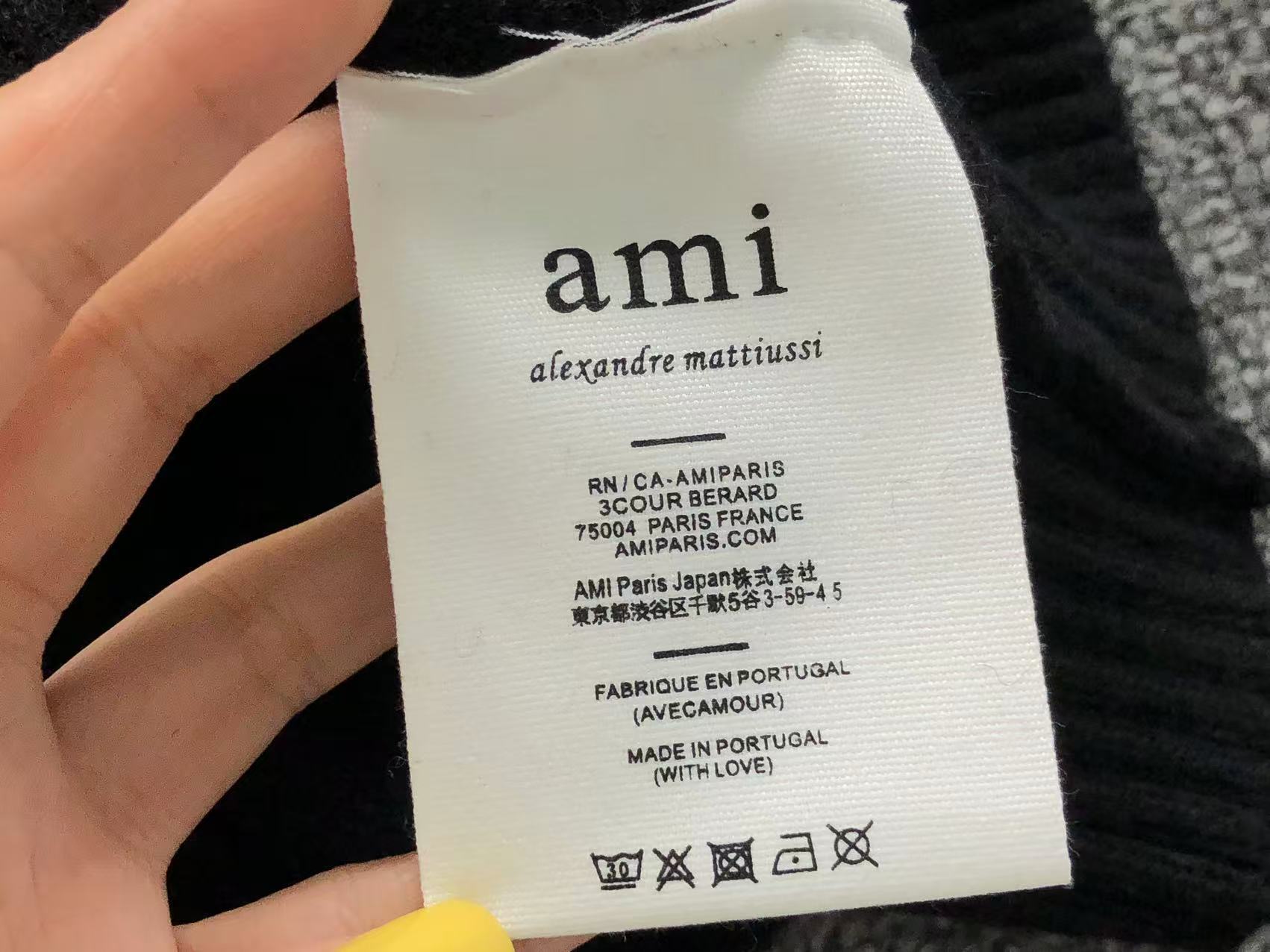 Am1 Sweater