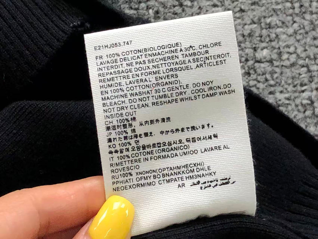 Am1 Sweater