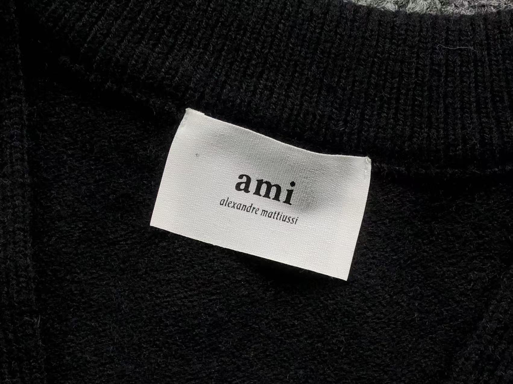 Am1 Sweater