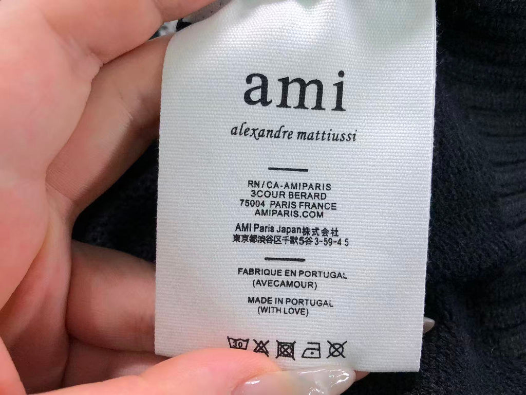 Am1 Sweater