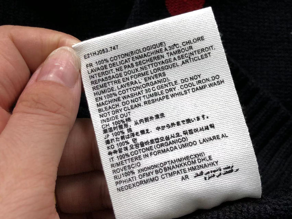Am1 Sweater