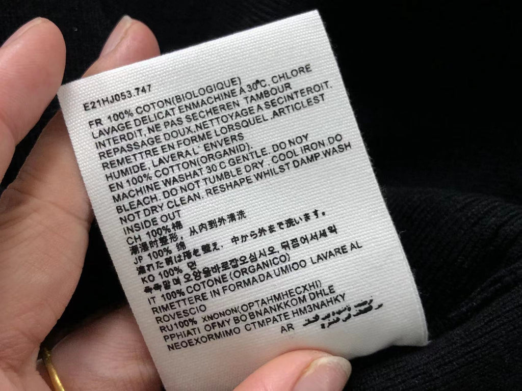 Am1 Sweater