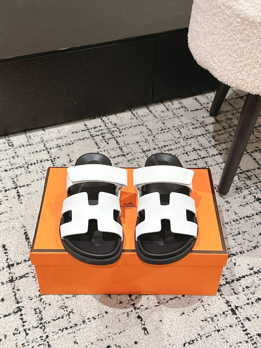 H Sandals